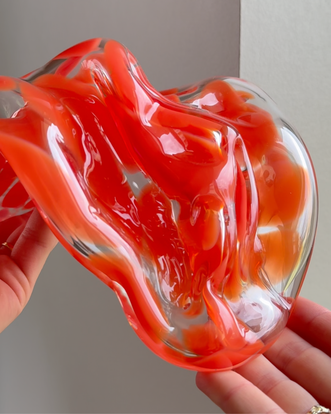 Fire Dot Glass Spora