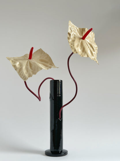 The Florist Vase 'Tube' - SHINY BLACK