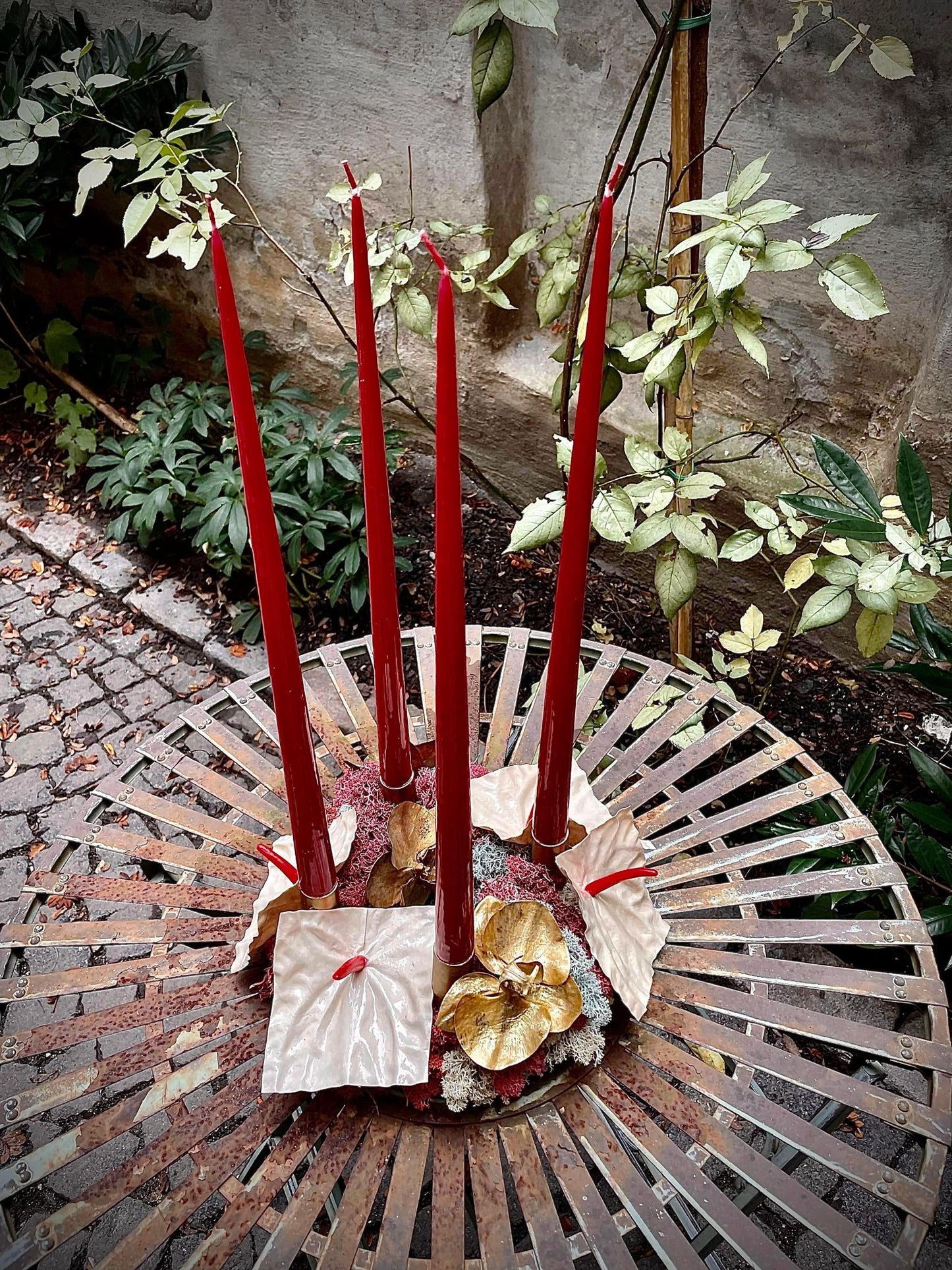 Ivory Atrium & Gold Orchid Christmas Decoration (2-in-1)